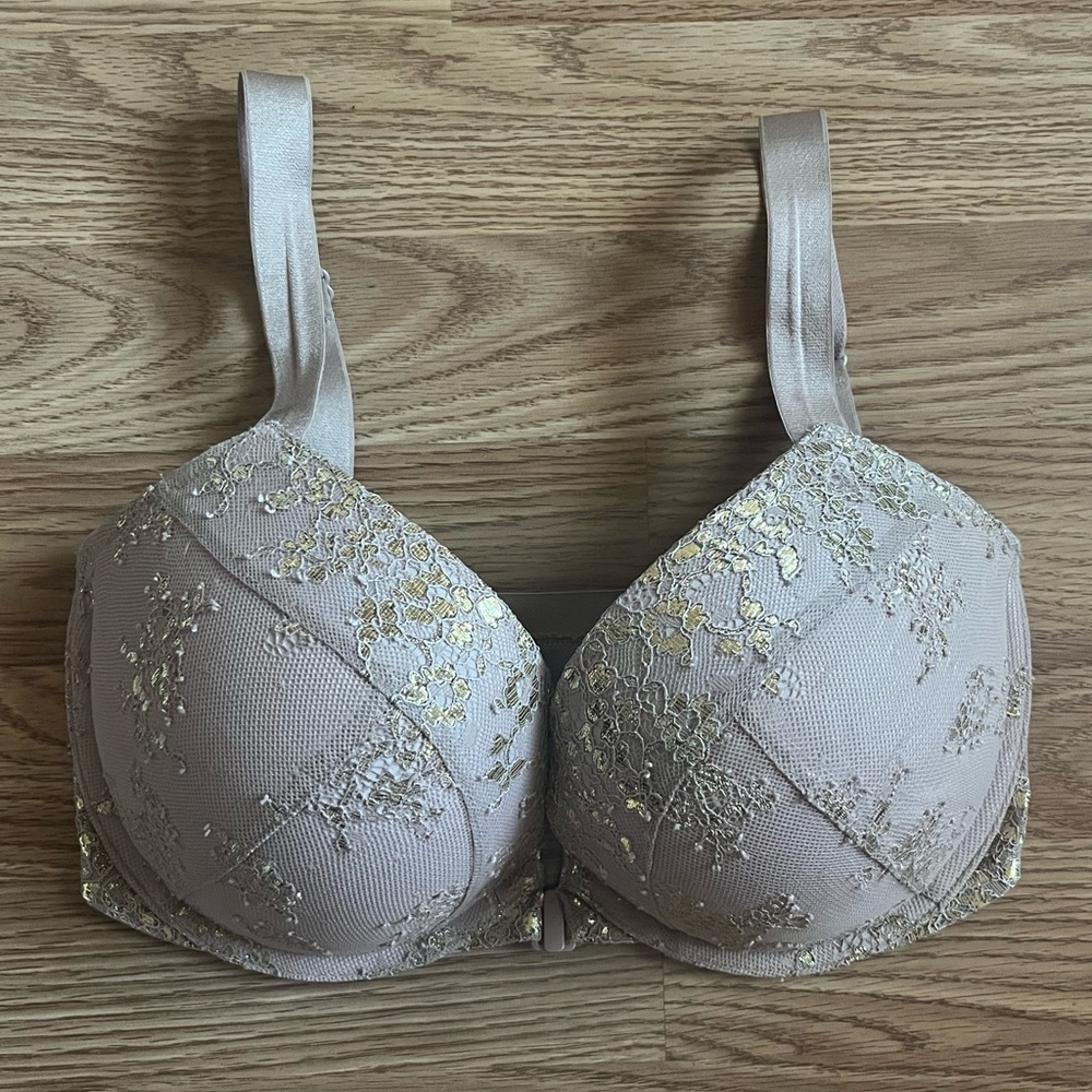 Victoria's Secret Gold and Cream Lace Bra